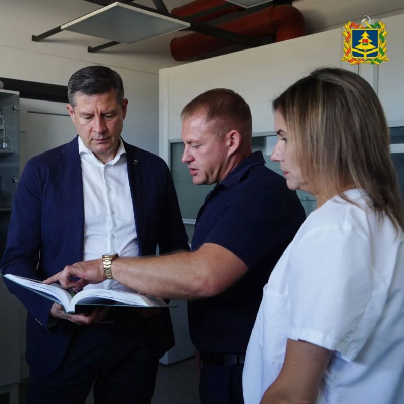 Рабочая поездка врио Губернатора Егора Ковальчука в Почеп Рабочая поездка врио Губернатора Егора Ковальчука в Почеп