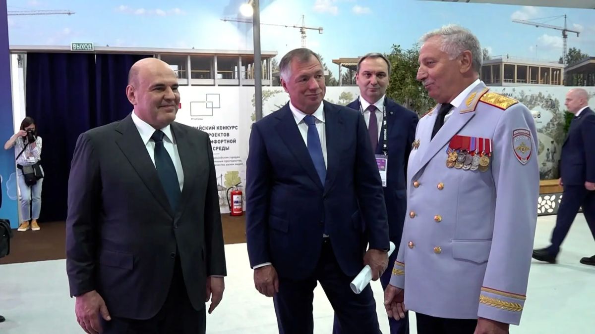 Егор Ковальчук: Брянская область — на «Большой улице малых городов на рубеже России» форума «Развитие малых городов и исторических поселений» Егор Ковальчук: Брянская область — на «Большой улице малых городов на рубеже России» форума «Развитие малых городов и исторических поселений»