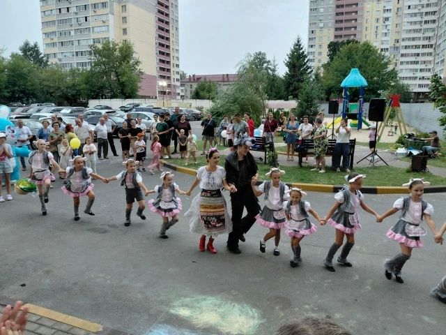 В Фокинском районе состоялся праздник двора В Фокинском районе состоялся праздник двора