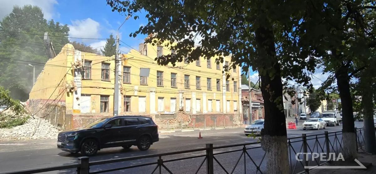 На территории города Брянска продолжается системная работа по сносу аварийных домов На территории города Брянска продолжается системная работа по сносу аварийных домов