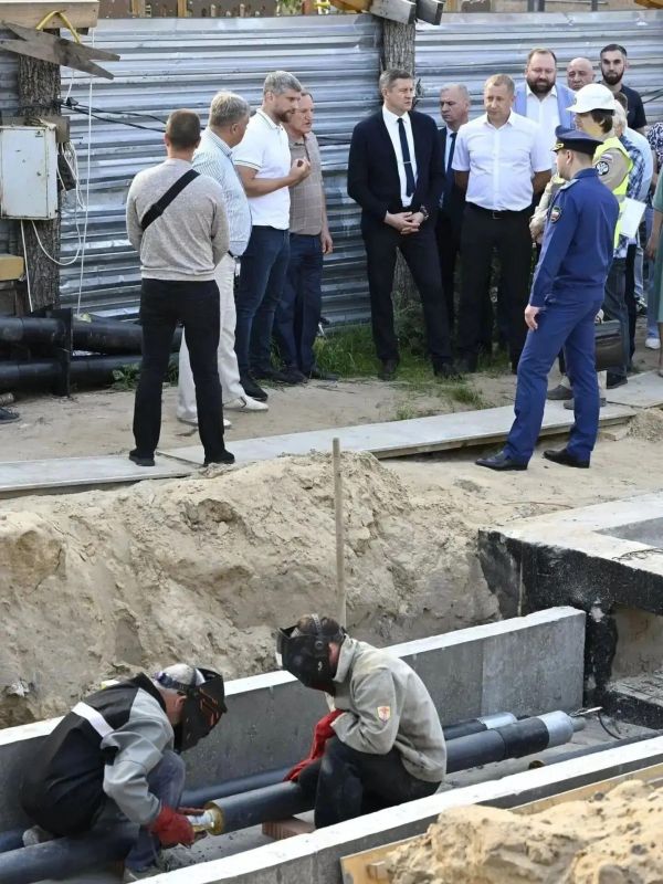 Врио губернатора Егор Ковальчук проинспектировал строительство детского сада в поселке Свень, который должны были сдать до 31 августа