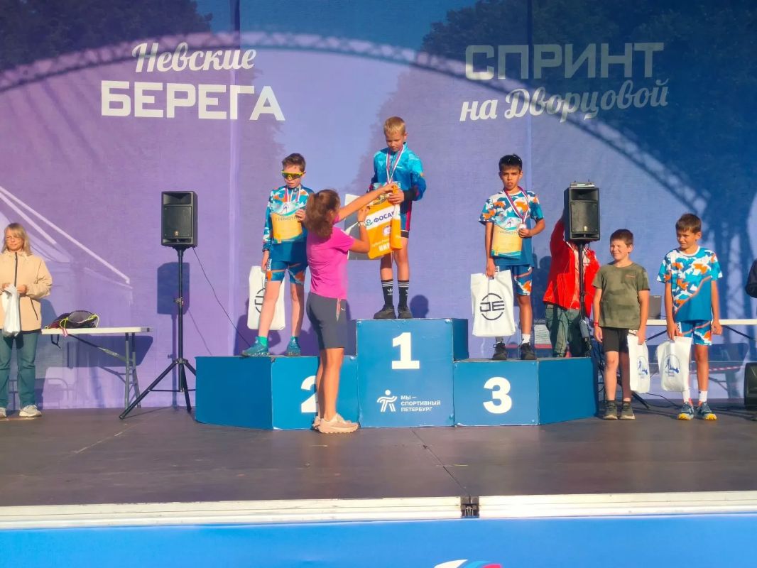 Юный брянский лыжник Александр Новосельцев завоевал золото «Олимпийских надежд» Юный брянский лыжник Александр Новосельцев завоевал золото «Олимпийских надежд»