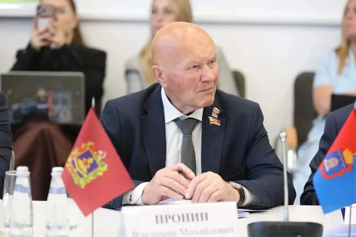 Совет законодателей ЦФО: Брянская область - в работе по развитию молодёжного парламентаризма Совет законодателей ЦФО: Брянская область - в работе по развитию молодёжного парламентаризма