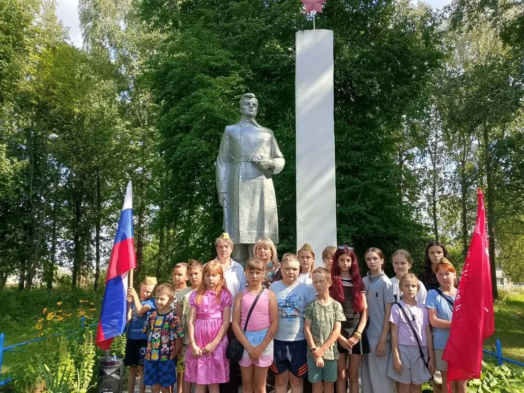 Дунаевский поселенческий Дом культуры провел митинг, посвящённый 83-й годовщине освобождения сёл и деревень Дроновского сельского поселения и Карачевского района от немецко-фашистских захватчиков Дунаевский поселенческий Дом культуры провел митинг, посвящённый 83-й годовщине освобождения сёл и деревень Дроновского сельского поселения и Карачевского района от немецко-фашистских захватчиков