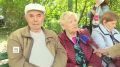 "Лупануло и стена выскочила, рассыпалось стекло в той комнате, в спальне, в другой покорежилось": жители Брянска рассказали об ударе украинской ракеты по многоквартирному дому