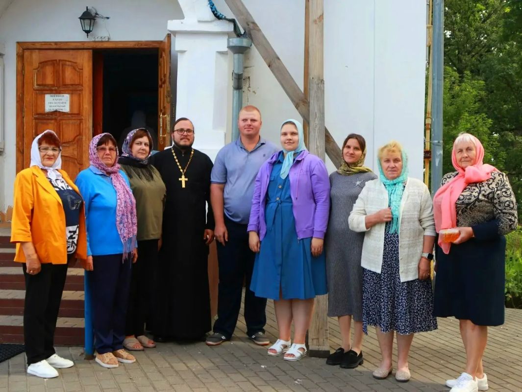 Медовый Спас — народно-церковный праздник, который ежегодно отмечается 14 августа Медовый Спас — народно-церковный праздник, который ежегодно отмечается 14 августа