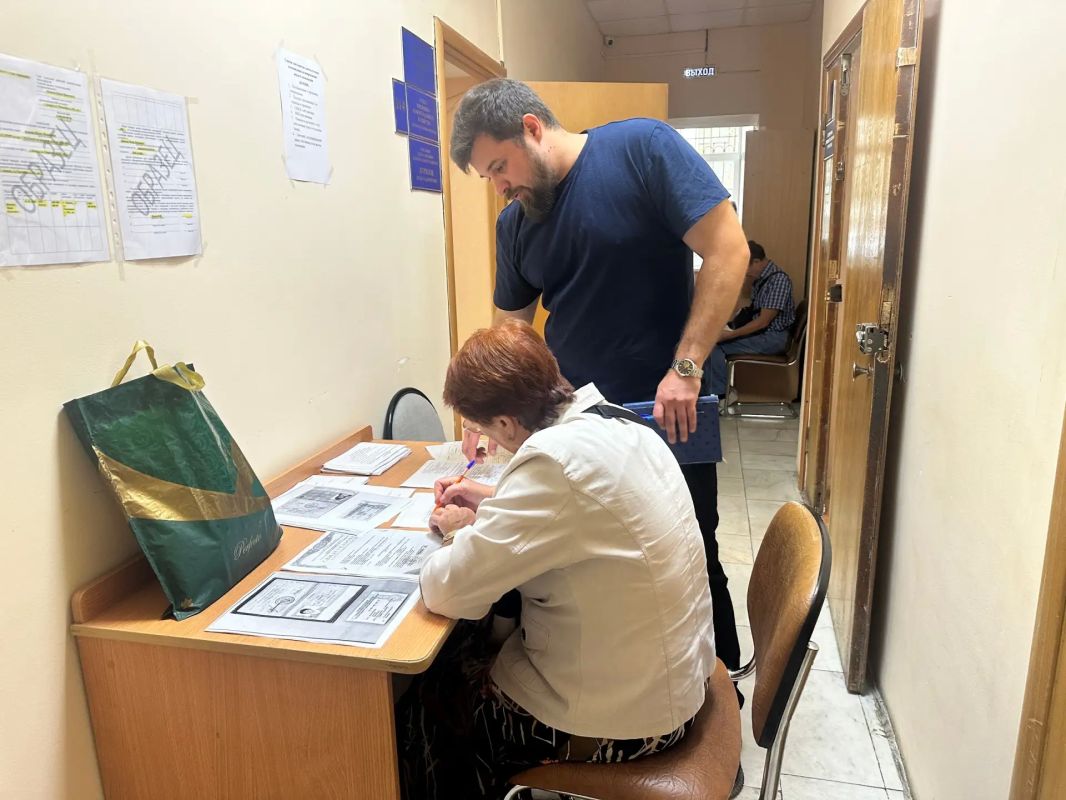 В Советской районной администрации города Брянска начался приём документов у собственников жилых помещений, пострадавших от теракта 14 августа В Советской районной администрации города Брянска начался приём документов у собственников жилых помещений, пострадавших от теракта 14 августа