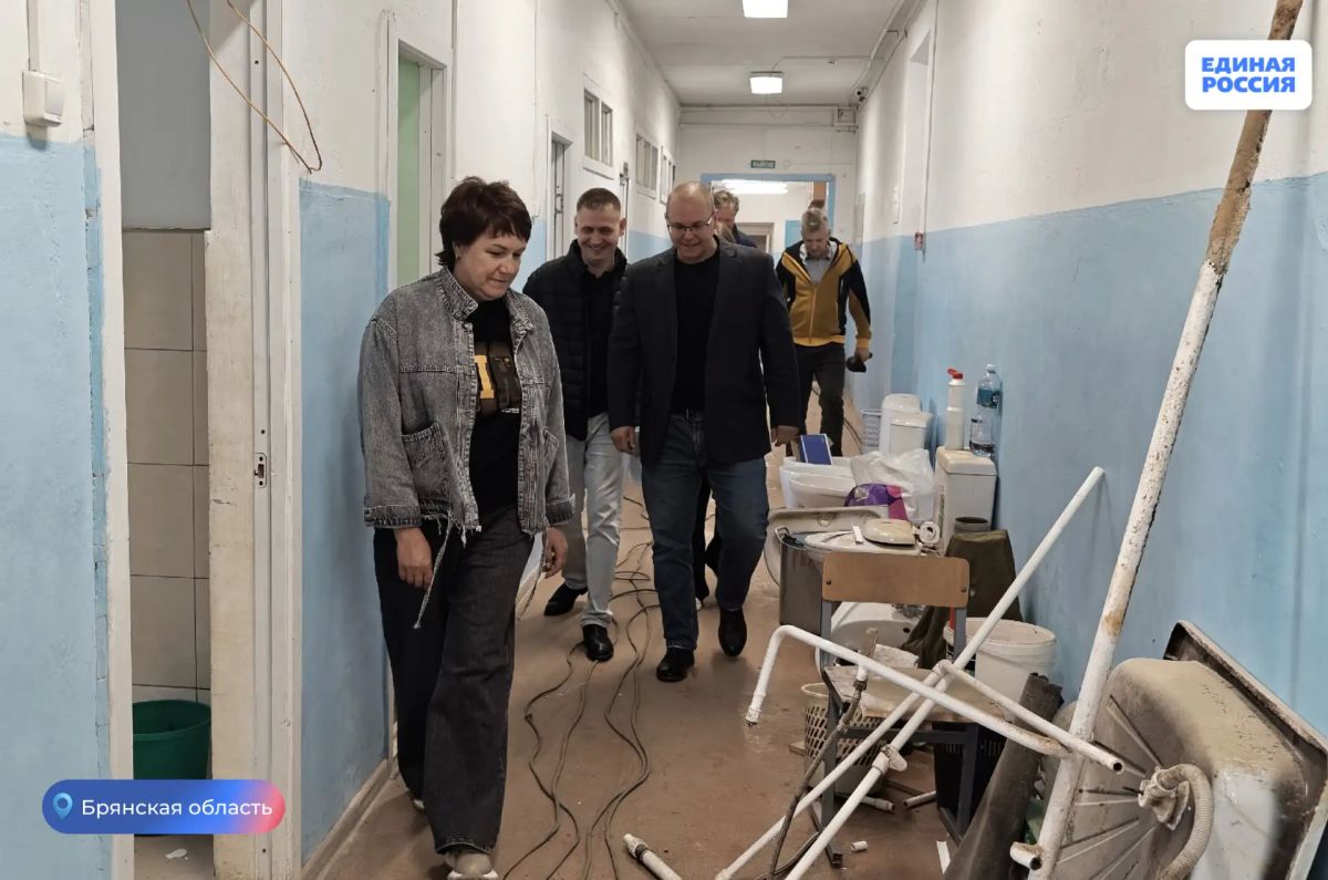 Александр Макаров проверил ход благоустройства парка «Олимпийский» Александр Макаров проверил ход благоустройства парка «Олимпийский»