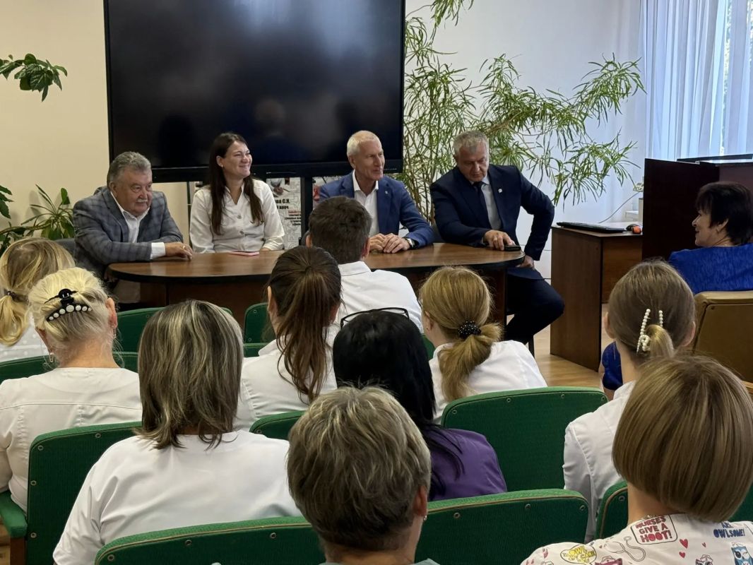 Матыцин Олег Васильевич, действующий депутат Государственной Думы РФ, возглавляющий Комитет по физической культуре и спорту, продолжает свою активную предвыборную кампанию Матыцин Олег Васильевич, действующий депутат Государственной Думы РФ, возглавляющий Комитет по физической культуре и спорту, продолжает свою активную предвыборную кампанию