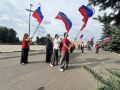 Сегодня, 21 августа, на площади у здания администрации прошла торжественная церемония поднятия флага