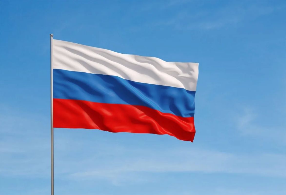 Викторина «Символ России». Флаг является одним из главных официальных символов нашей страны, узнаваемых во всем мире