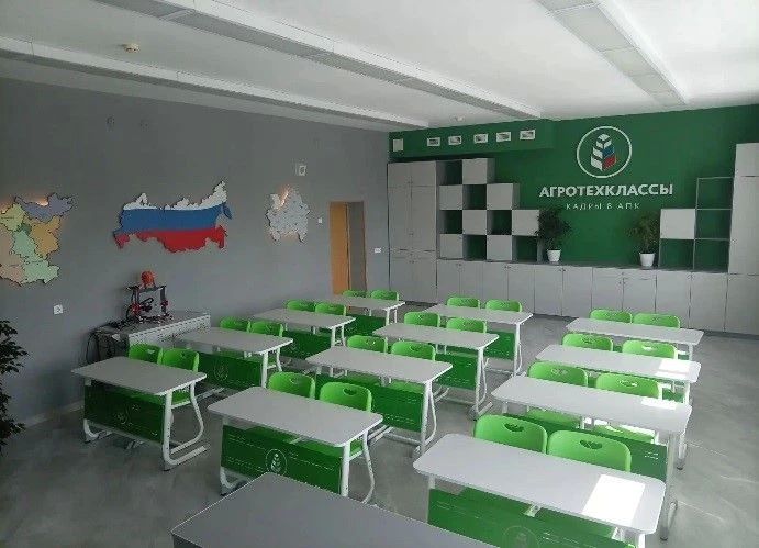 В преддверии нового учебного года в городе Стародубе завершены ремонтные работы в кабинетах, отведённых под агротехнологические классы в двух общеобразовательных организациях: МБОУ «Стародубская средняя общеобразовательная... В преддверии нового учебного года в городе Стародубе завершены ремонтные работы в кабинетах, отведённых под агротехнологические классы в двух общеобразовательных организациях: МБОУ «Стародубская средняя общеобразовательная...