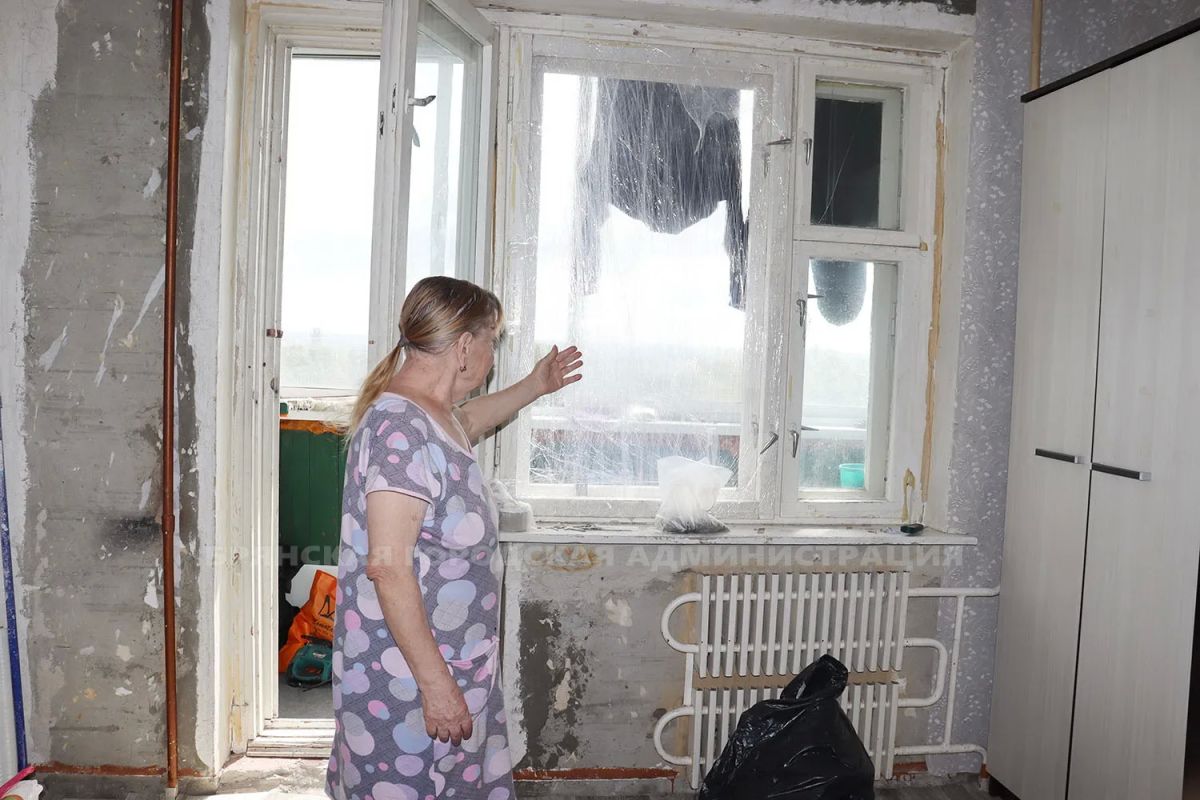 Брянец бескорыстно помог пострадавшим от атаки ВСУ Брянец бескорыстно помог пострадавшим от атаки ВСУ