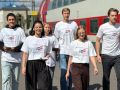 Голосуй, не меняя планов!. Расстояние от Брянска до столицы всего 386 км. Несмотря на введенный запрет работы аэропорта, тысячи жителей Брянщины на поездах и автобусах приезжают в Москву на работу и учебу, а многие, чтобы в...