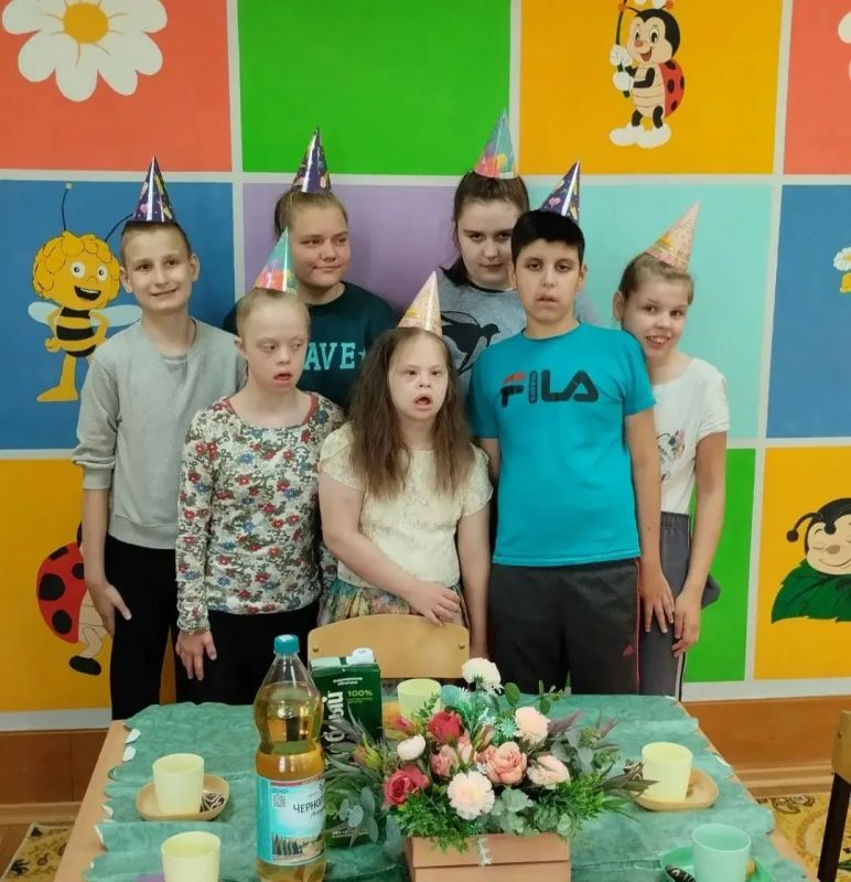 Самый лучший праздник детства - Самый лучший праздник детства -