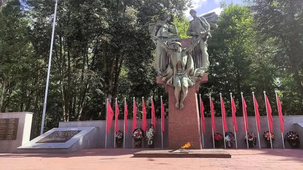 Егор Ковальчук: Батя — так, с уважением, звали своего командира Александра Ивановича Виноградова бойцы партизанского отряда Егор Ковальчук: Батя — так, с уважением, звали своего командира Александра Ивановича Виноградова бойцы партизанского отряда