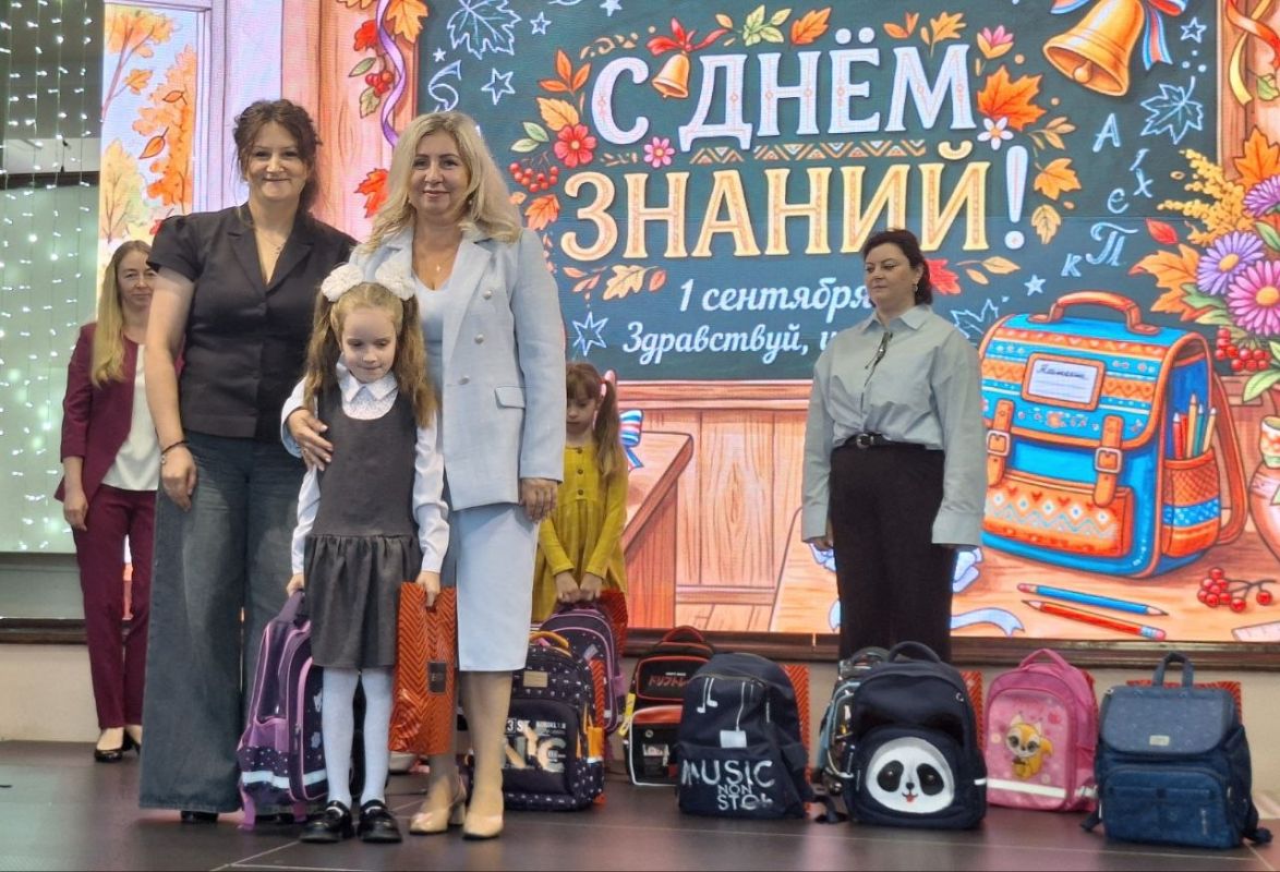 Инна Мухина: Поздравила первоклассников г.Брянска из категории детей, оставшихся без попечения родителей Инна Мухина: Поздравила первоклассников г.Брянска из категории детей, оставшихся без попечения родителей
