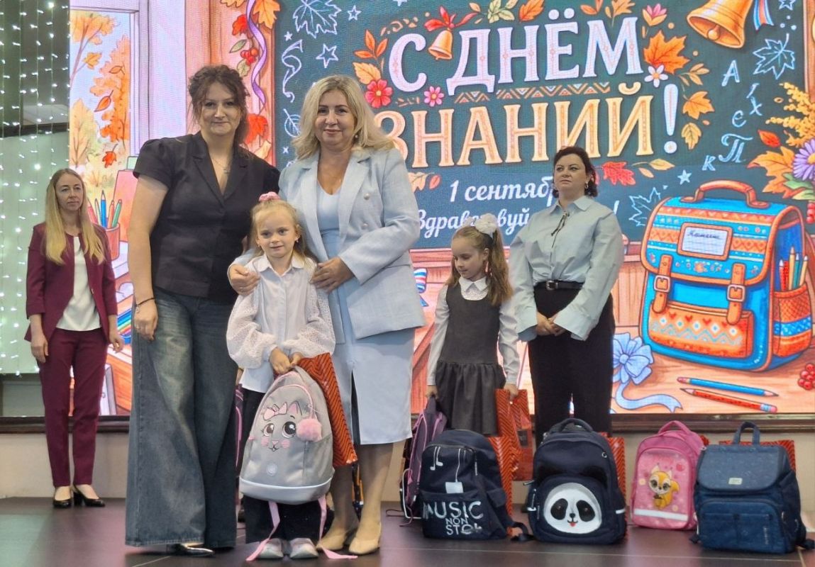Инна Мухина: Поздравила первоклассников г.Брянска из категории детей, оставшихся без попечения родителей Инна Мухина: Поздравила первоклассников г.Брянска из категории детей, оставшихся без попечения родителей