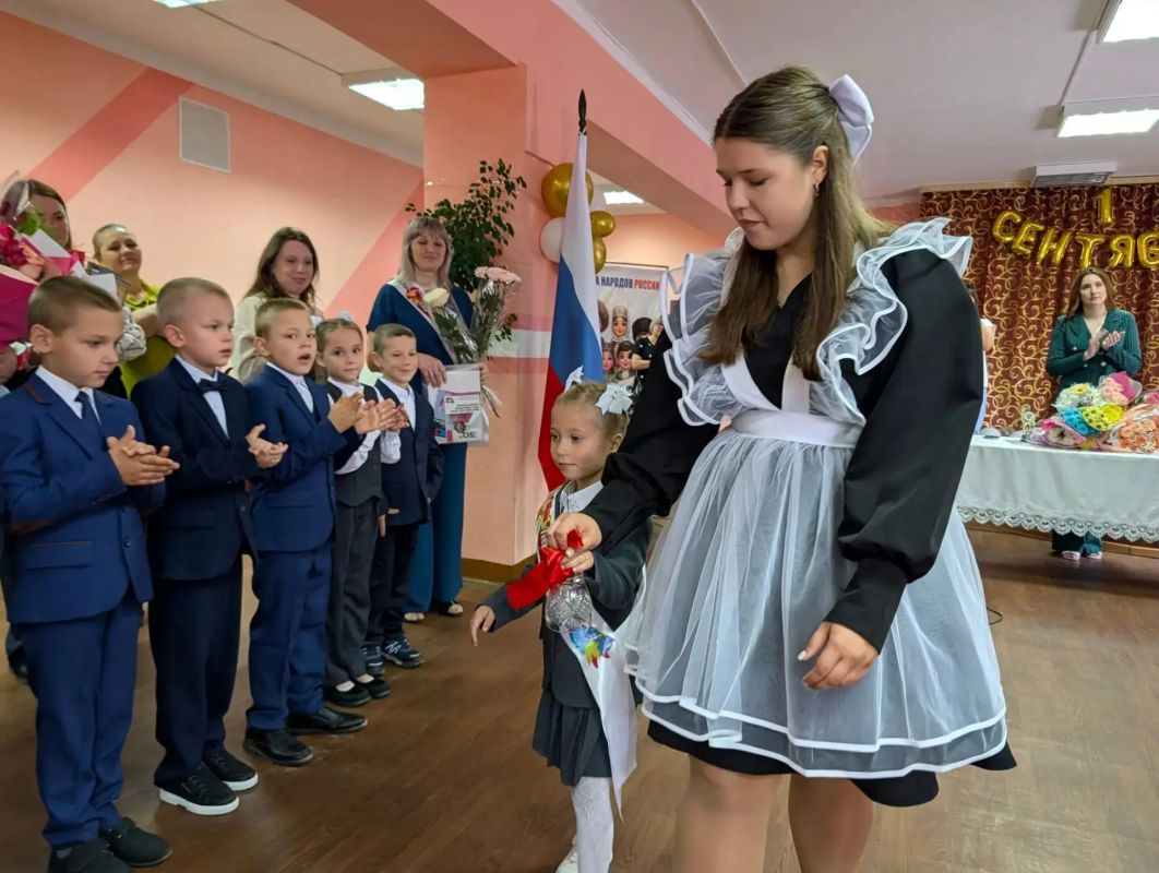 Во всех образовательных организациях Клинцовского района прозвенели Первые звонки Во всех образовательных организациях Клинцовского района прозвенели Первые звонки