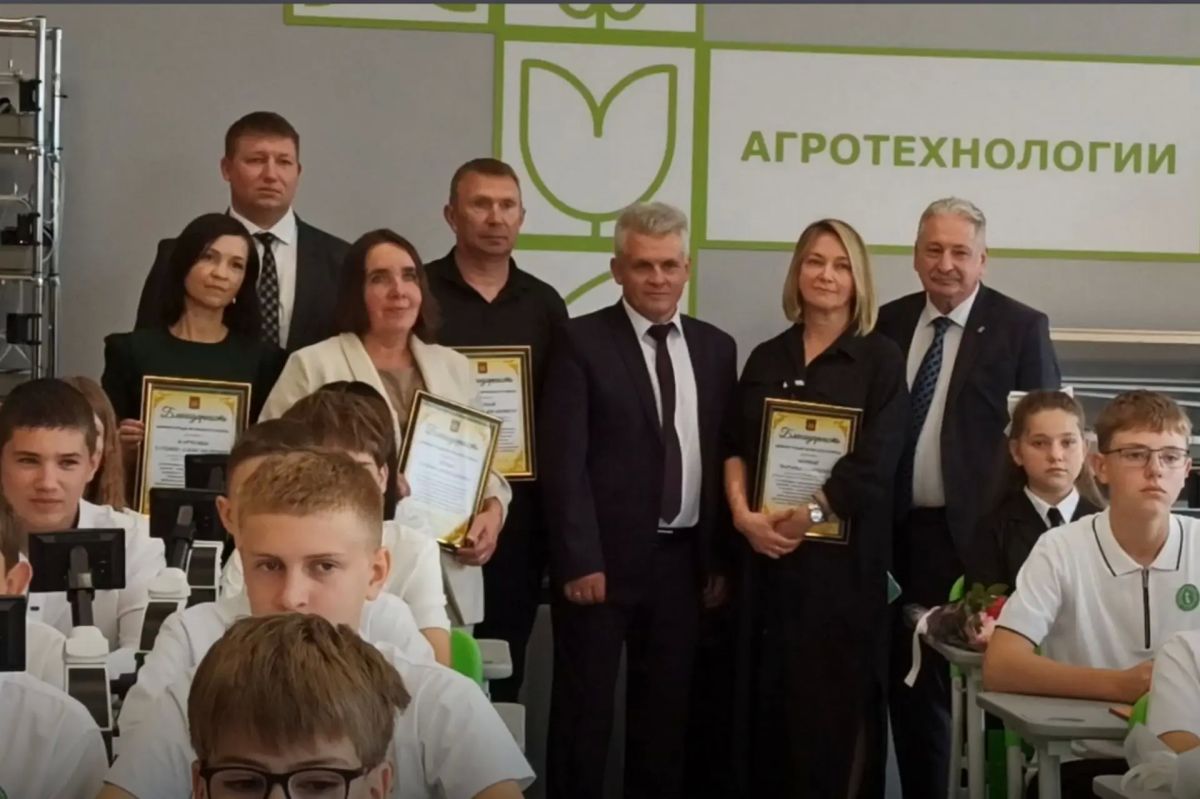 Во всех школах Мглинского района прошли праздничные мероприятия, посвящённые Дню знаний Во всех школах Мглинского района прошли праздничные мероприятия, посвящённые Дню знаний