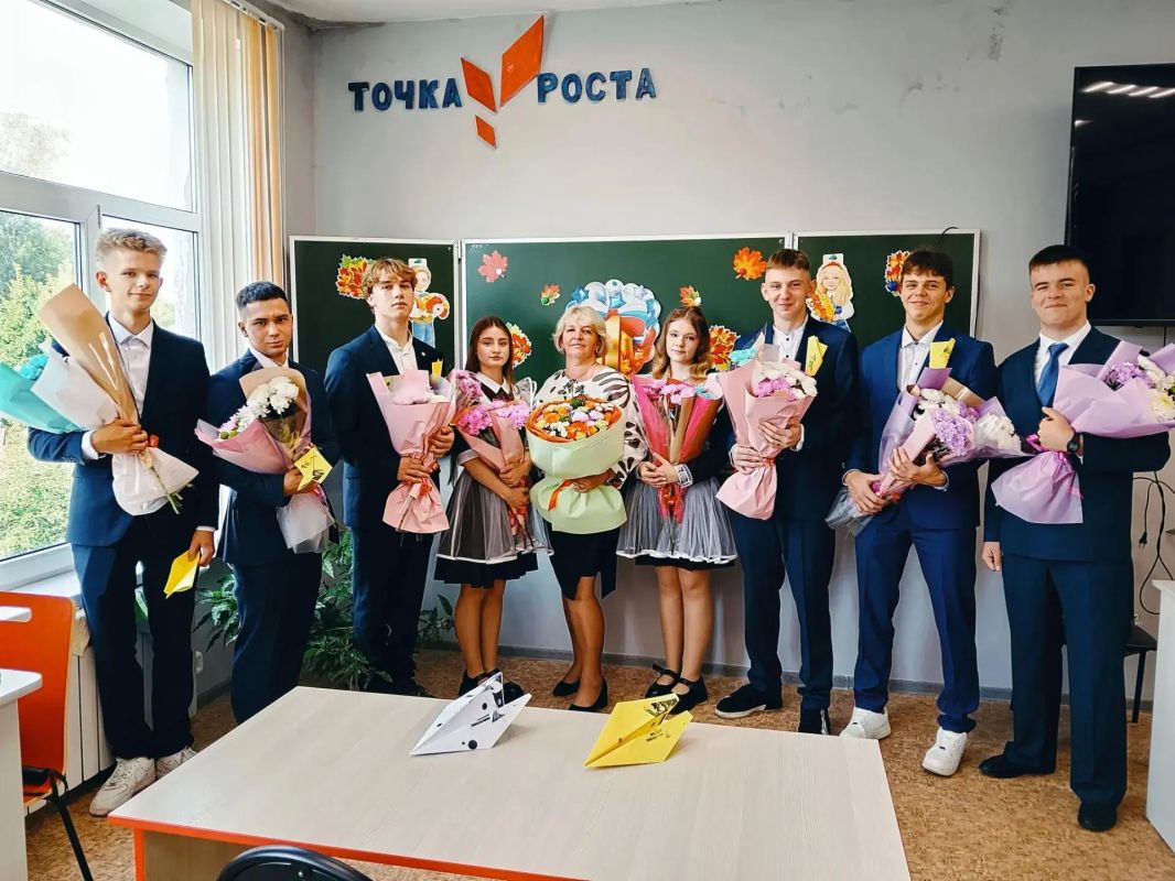 Во всех образовательных организациях Клинцовского района прозвенели Первые звонки Во всех образовательных организациях Клинцовского района прозвенели Первые звонки