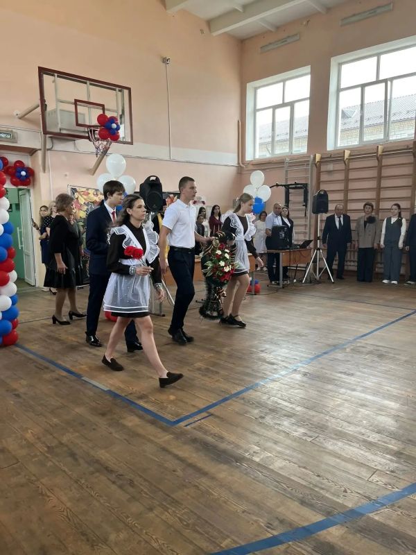 Торжественная линейка — старт нового учебного года! Торжественная линейка — старт нового учебного года!