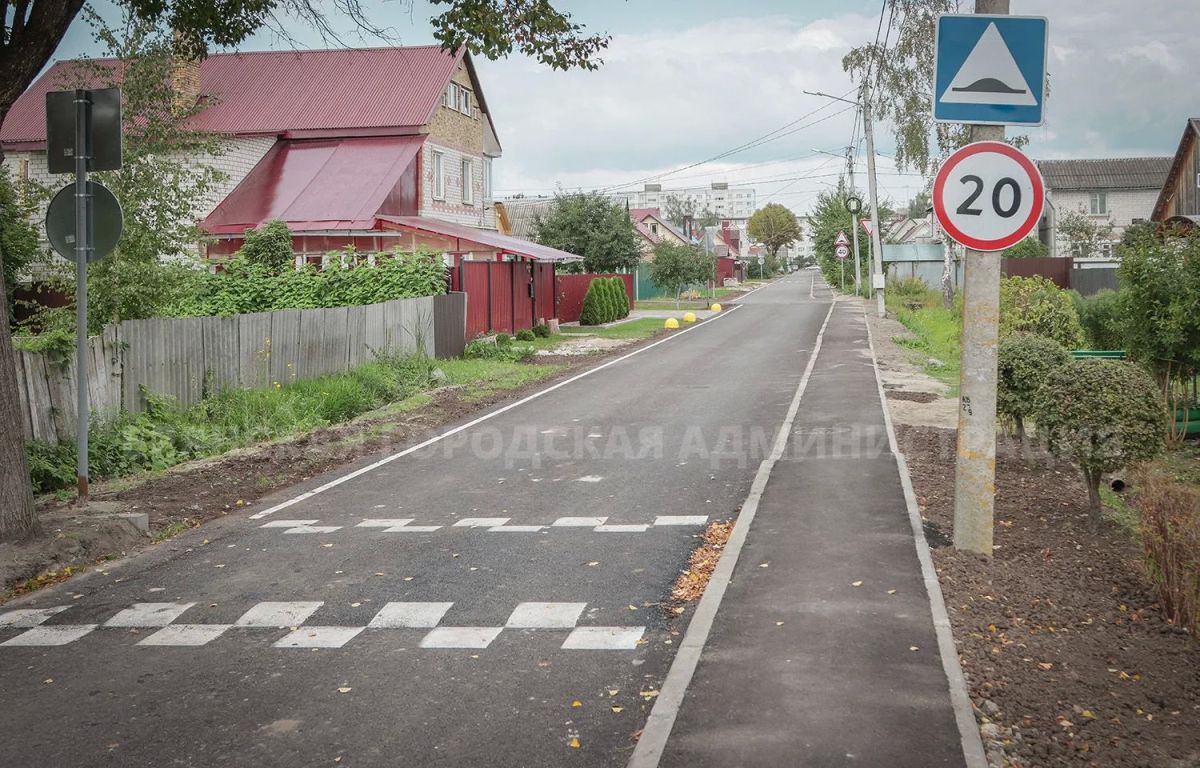 В Бежице заасфальтировали переулок Северный В Бежице заасфальтировали переулок Северный