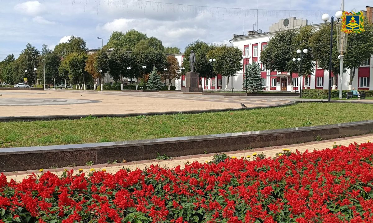 3 сентября врио Губернатора Брянской области Егор Ковальчук с рабочей поездкой побывал в Унечском районе 3 сентября врио Губернатора Брянской области Егор Ковальчук с рабочей поездкой побывал в Унечском районе