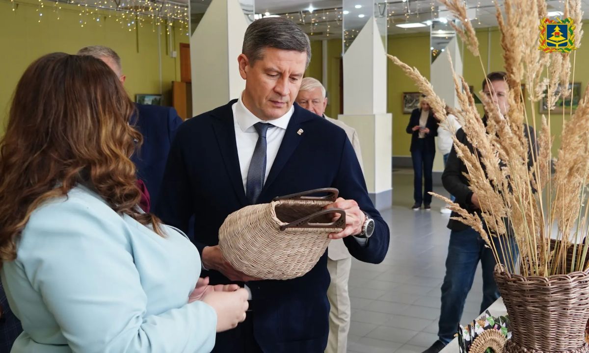 3 сентября врио Губернатора Брянской области Егор Ковальчук с рабочей поездкой побывал в Унечском районе 3 сентября врио Губернатора Брянской области Егор Ковальчук с рабочей поездкой побывал в Унечском районе