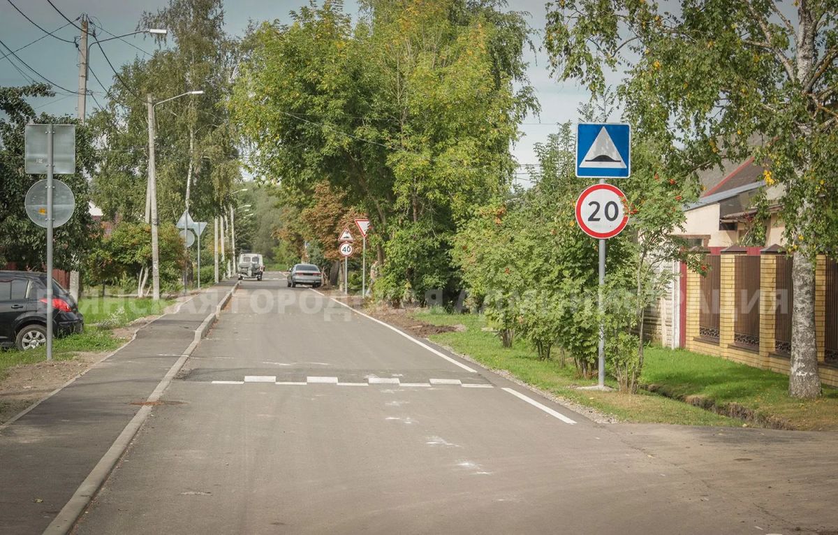 В Бежице заасфальтировали переулок Северный В Бежице заасфальтировали переулок Северный