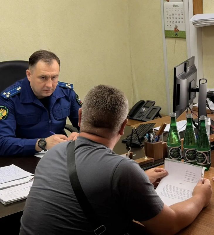 Более 4,5 тыс. граждан обратились на личный приём к прокурорам Брянщины в первом полугодии 2026 года Более 4,5 тыс. граждан обратились на личный приём к прокурорам Брянщины в первом полугодии 2026 года