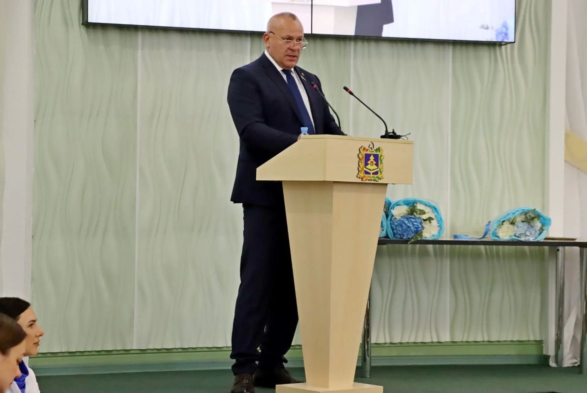 Работников нефтяной и газовой промышленности - тех, кто обеспечивает энергетическую мощь России и комфорт ее жителей, руководители региона поздравили с профессиональным праздником! Работников нефтяной и газовой промышленности - тех, кто обеспечивает энергетическую мощь России и комфорт ее жителей, руководители региона поздравили с профессиональным праздником!