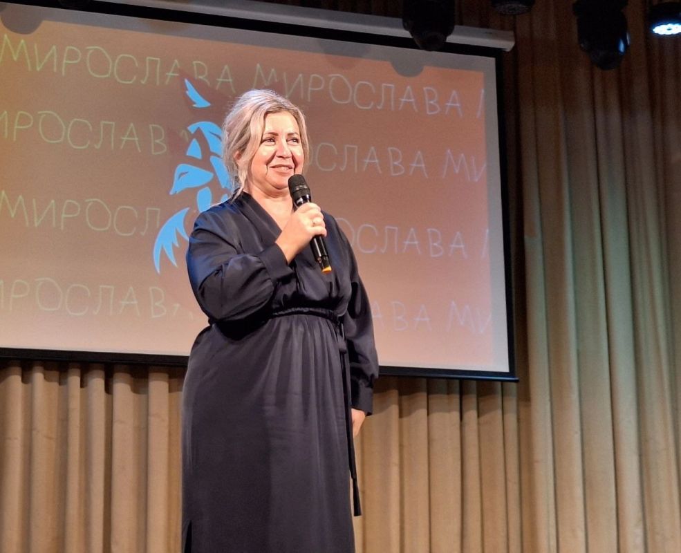 Инна Мухина: В Брянске отметили 2 годовщину со дня создания Благотворительного фонда «Мирослава», подопечными которого стали 127 подростков Инна Мухина: В Брянске отметили 2 годовщину со дня создания Благотворительного фонда «Мирослава», подопечными которого стали 127 подростков