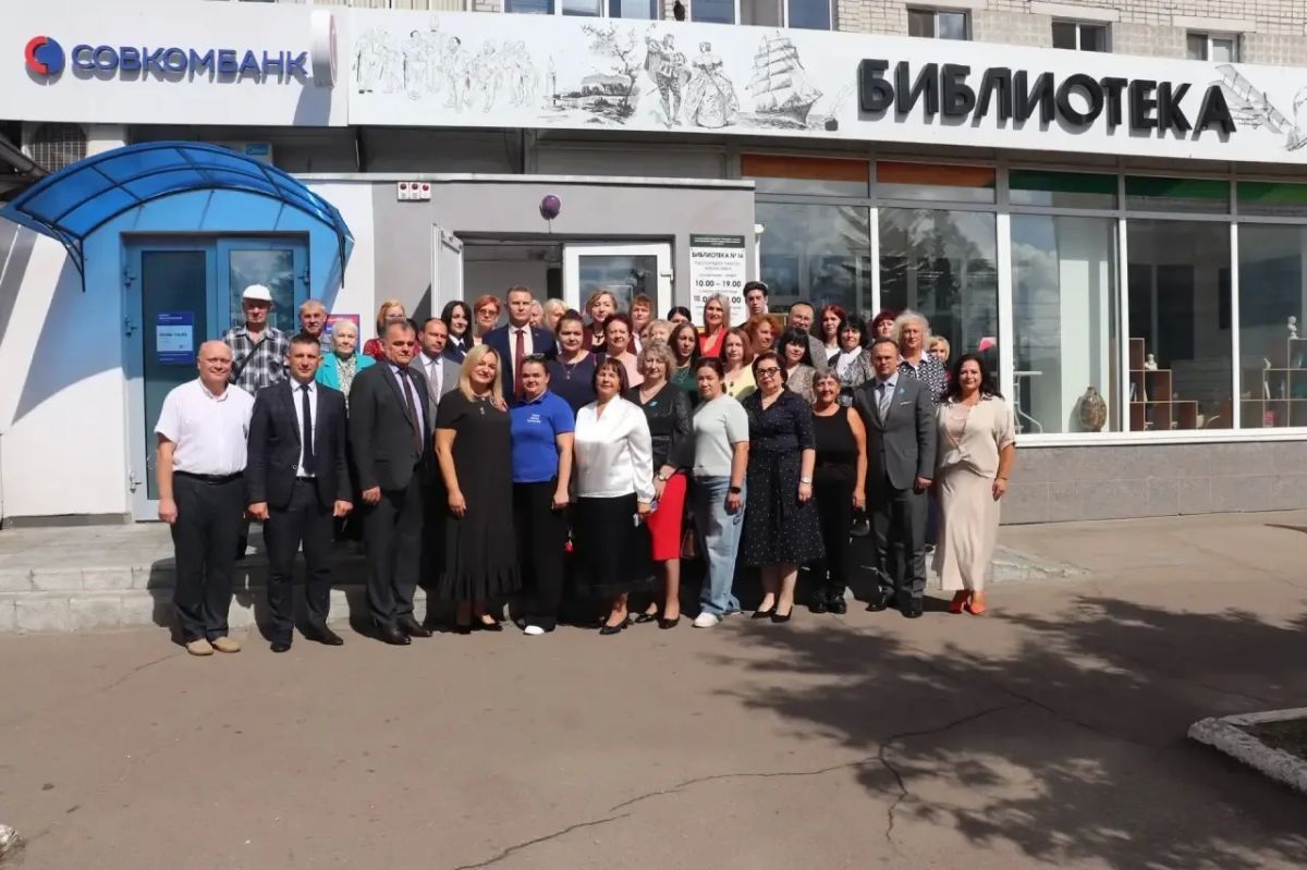 В Брянске открылась модельная библиотека № 14 — ещё одна площадка «нового поколения»! В Брянске открылась модельная библиотека № 14 — ещё одна площадка «нового поколения»!