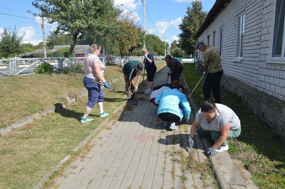В Гордеевском районе состоялся общеобластной субботник В Гордеевском районе состоялся общеобластной субботник