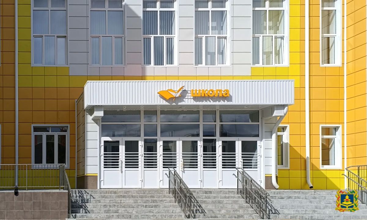 Врио Губернатора Брянской области Егор Ковальчук с рабочей поездкой побывал в Сураже Врио Губернатора Брянской области Егор Ковальчук с рабочей поездкой побывал в Сураже