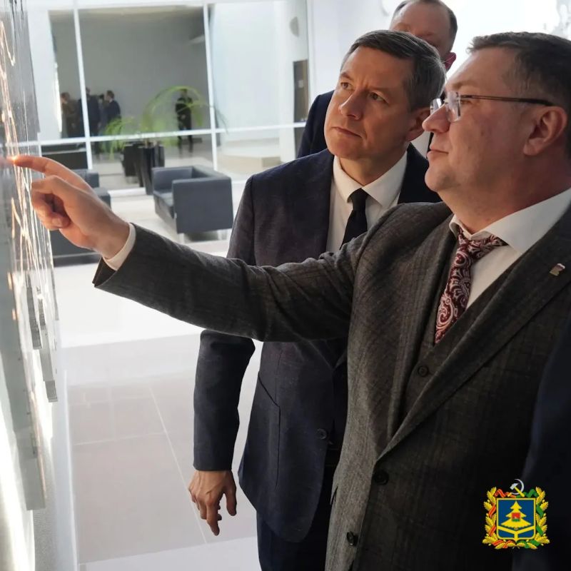 В День работников нефтяной и газовой промышленности врио Губернатора Брянской области Егор Ковальчук посетил производственные объекты АО «Транснефть — Дружба» — крупнейшего в регионе предприятия топливноэнергетического... В День работников нефтяной и газовой промышленности врио Губернатора Брянской области Егор Ковальчук посетил производственные объекты АО «Транснефть — Дружба» — крупнейшего в регионе предприятия топливноэнергетического...