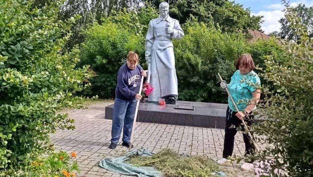Продолжаем делать территорию Клинцовского района чище Продолжаем делать территорию Клинцовского района чище