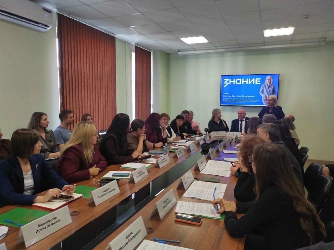 Инна Мухина: В Брянске состоялся круглый стол на тему: "Психологическая помощь и психотерапия в условиях смешанной реальности Инна Мухина: В Брянске состоялся круглый стол на тему: "Психологическая помощь и психотерапия в условиях смешанной реальности