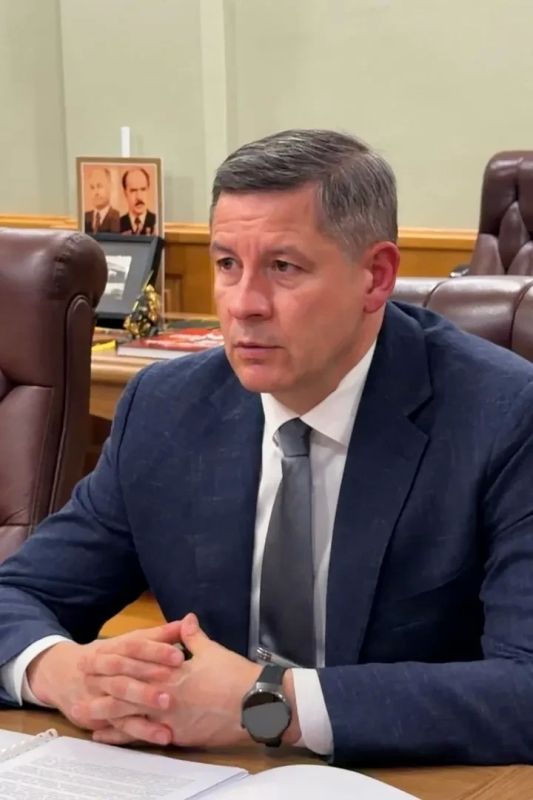 Егор Ковальчук: Реализация новых инвестиционных проектов в рамках расширения свободной экономической зоны, уборка урожая и начало отопительного сезона — темы рабочей встречи с полномочным представителем Президента РФ в ЦФО... Егор Ковальчук: Реализация новых инвестиционных проектов в рамках расширения свободной экономической зоны, уборка урожая и начало отопительного сезона — темы рабочей встречи с полномочным представителем Президента РФ в ЦФО...