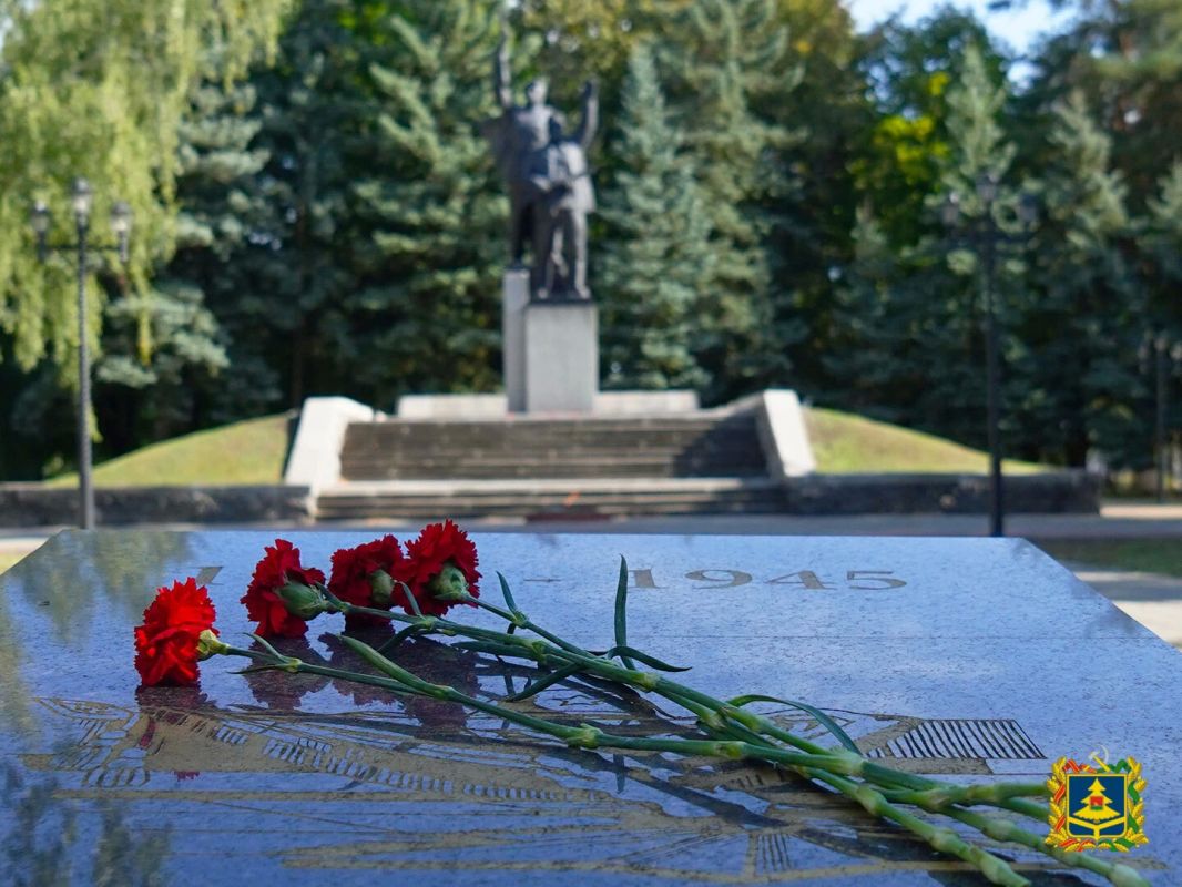 Рабочая поездка врио Губернатора Егора Ковальчука в Суземский район Рабочая поездка врио Губернатора Егора Ковальчука в Суземский район