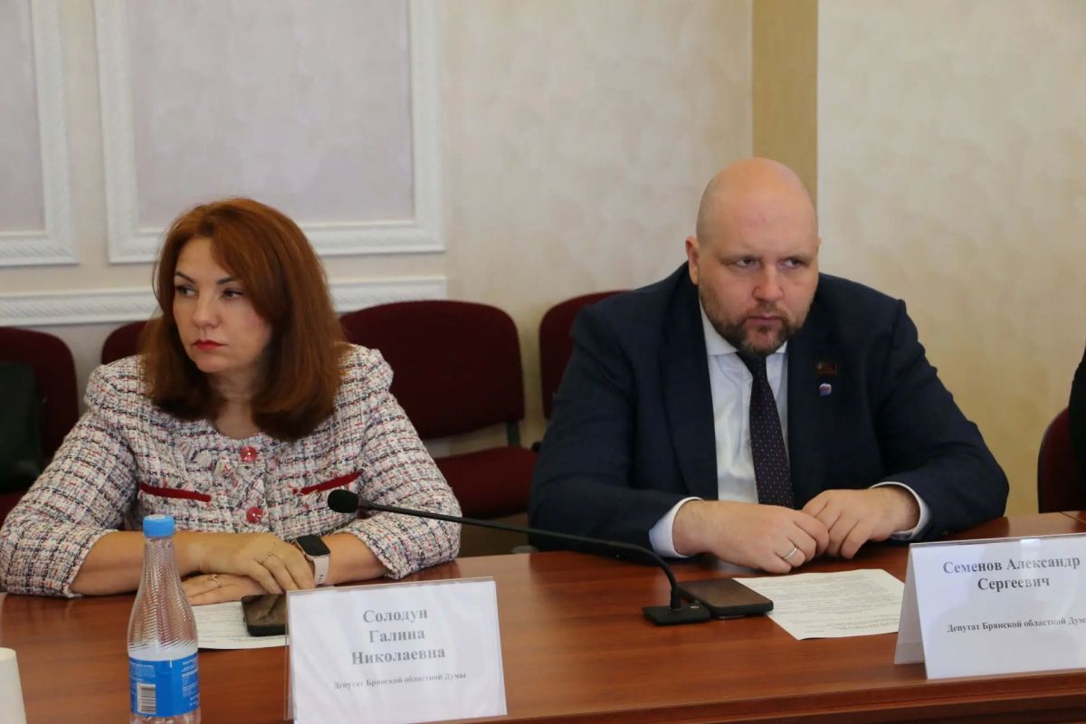 На заседании комитета по промышленности, строительству, связи, предпринимательству и собственности депутаты рассмотрели несколько важных законопроектов На заседании комитета по промышленности, строительству, связи, предпринимательству и собственности депутаты рассмотрели несколько важных законопроектов