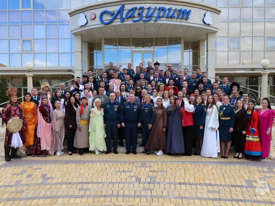 В Махачкале прошёл финал ежегодного конкурса музыкального творчества пожарных и спасателей МЧС России — в Год единства народов площадкой для него стала Республика Дагестан В Махачкале прошёл финал ежегодного конкурса музыкального творчества пожарных и спасателей МЧС России — в Год единства народов площадкой для него стала Республика Дагестан
