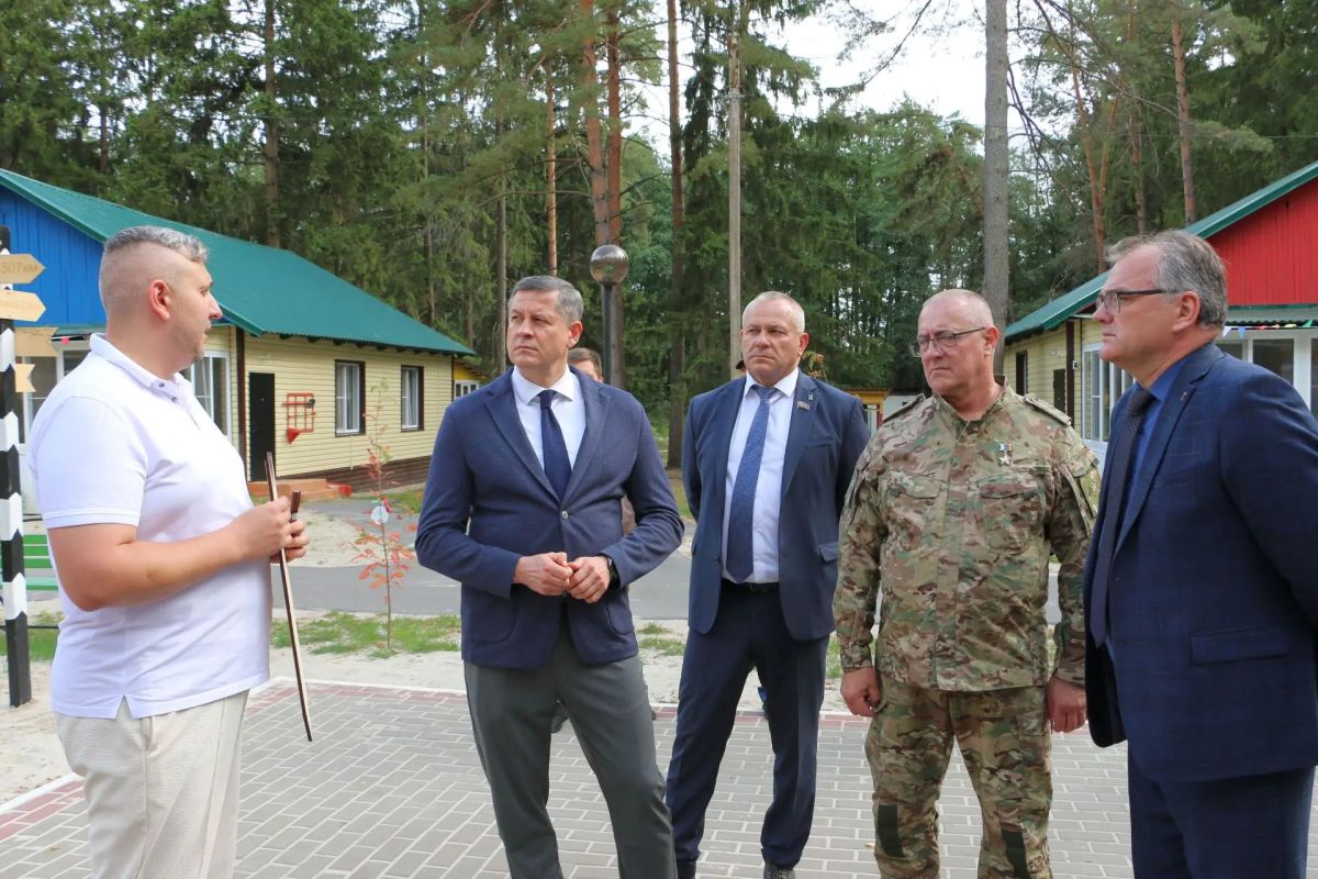 Шаг к профессии: на базе детского оздоровительного комплекса «Лесной» в городе Сельцо торжественно завершилась профильная смена «Юный следователь»! Шаг к профессии: на базе детского оздоровительного комплекса «Лесной» в городе Сельцо торжественно завершилась профильная смена «Юный следователь»!
