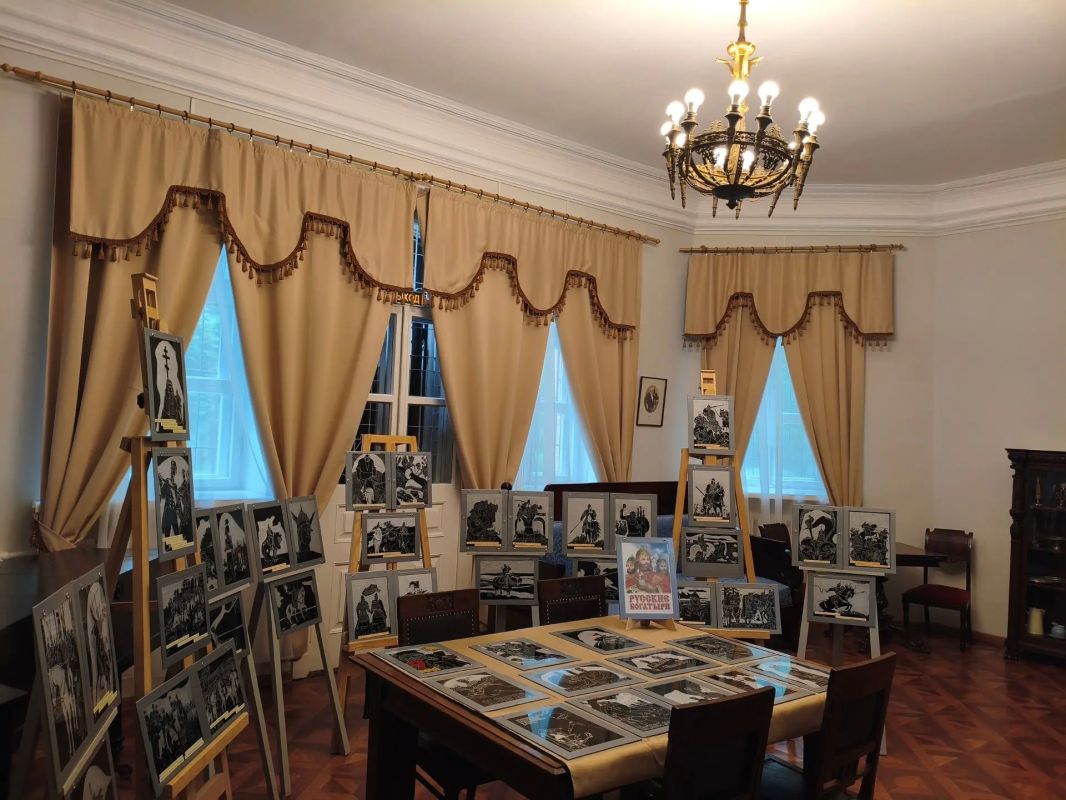 Мемориальный музей А.К.Толстого в с. Красный Рог приглашает посетить творческую выставку, приуроченную к важной для нашего региона – Дню освобождения Брянщины от немецко-фашистских захватчиков Мемориальный музей А.К.Толстого в с. Красный Рог приглашает посетить творческую выставку, приуроченную к важной для нашего региона – Дню освобождения Брянщины от немецко-фашистских захватчиков