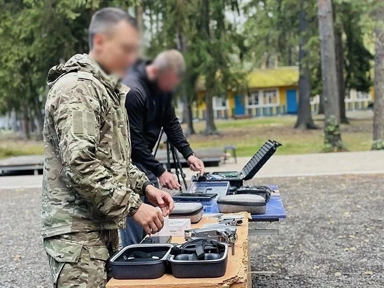 В Брянской области состоялось торжественное закрытие профильной лагерной смены Следственного комитета Российской Федерации «Юный следователь» В Брянской области состоялось торжественное закрытие профильной лагерной смены Следственного комитета Российской Федерации «Юный следователь»