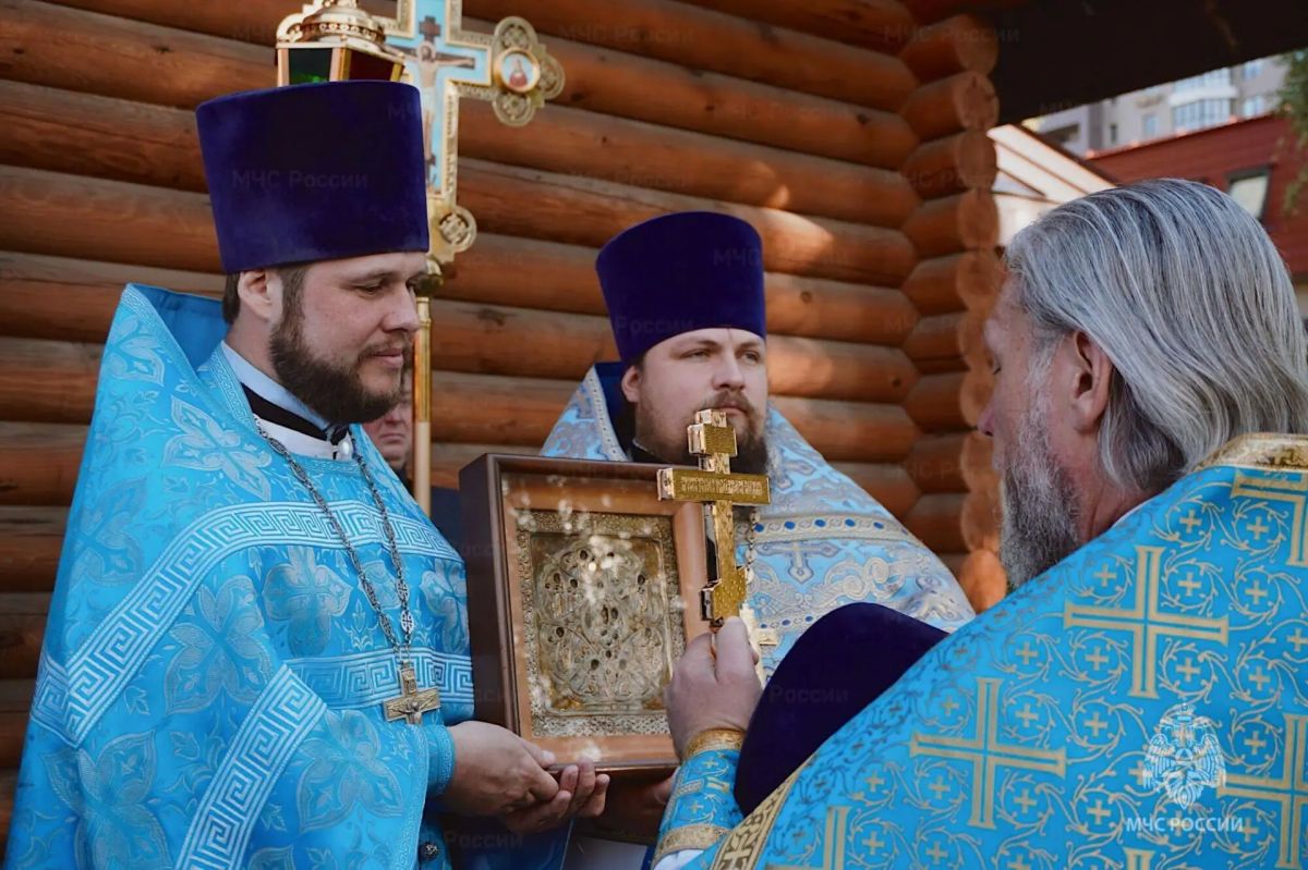 В Брянске отметили 83-ю годовщину освобождения города и вручили первые и очередные специальные звания В Брянске отметили 83-ю годовщину освобождения города и вручили первые и очередные специальные звания