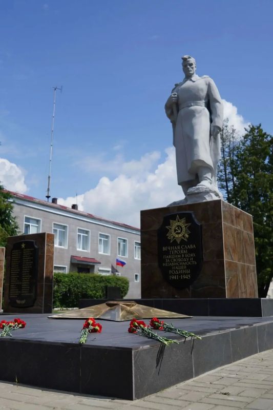 Егор Ковальчук: Жуковский район был освобожден 17 сентября 1943 года в ходе масштабной наступательной операции советских войск Егор Ковальчук: Жуковский район был освобожден 17 сентября 1943 года в ходе масштабной наступательной операции советских войск