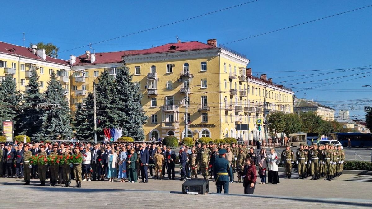 Инна Мухина: Дорогие земляки, поздравляю с Днем освобождения Брянщины от немецко-фашистских захватчиков! Инна Мухина: Дорогие земляки, поздравляю с Днем освобождения Брянщины от немецко-фашистских захватчиков!