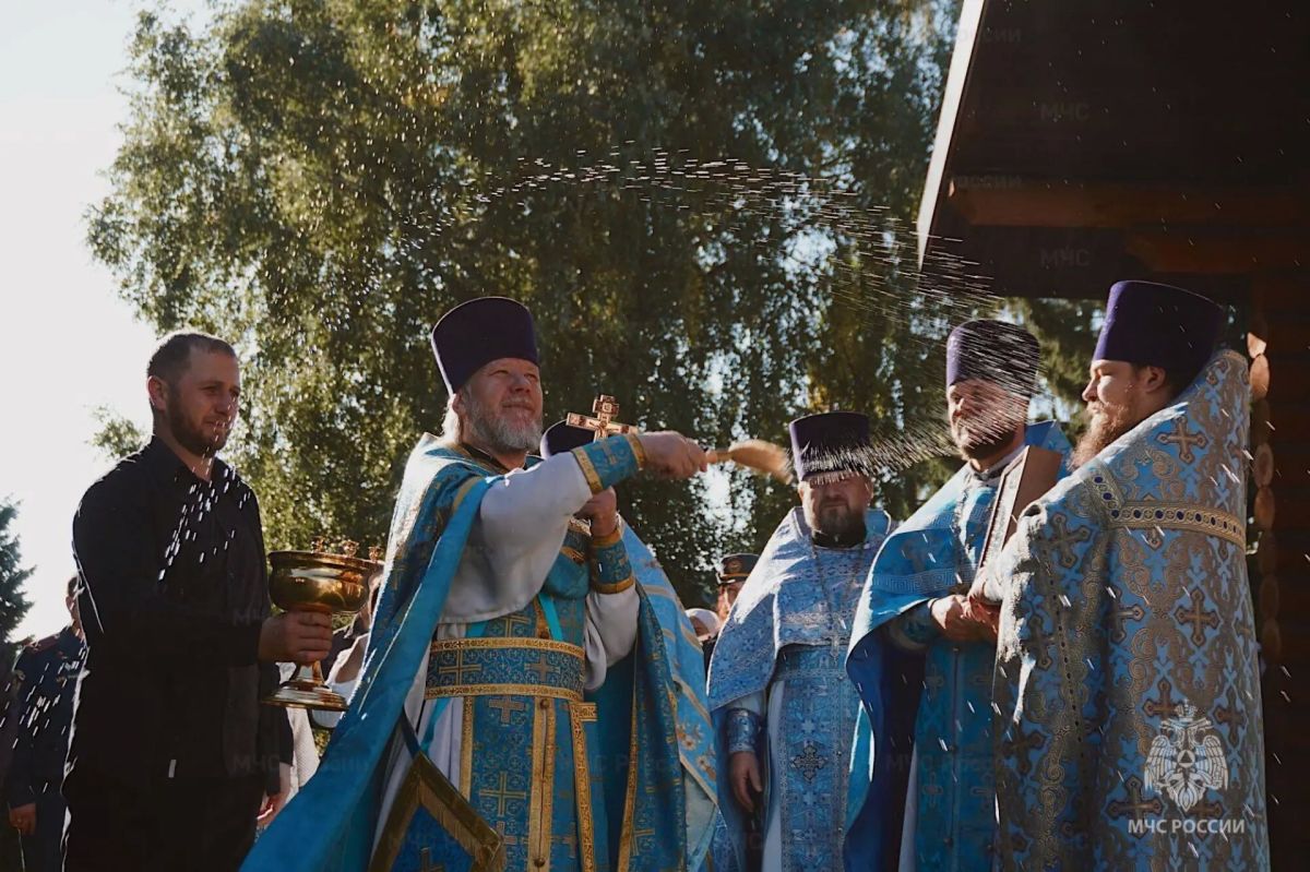 В Брянске отметили 83-ю годовщину освобождения города и вручили первые и очередные специальные звания В Брянске отметили 83-ю годовщину освобождения города и вручили первые и очередные специальные звания